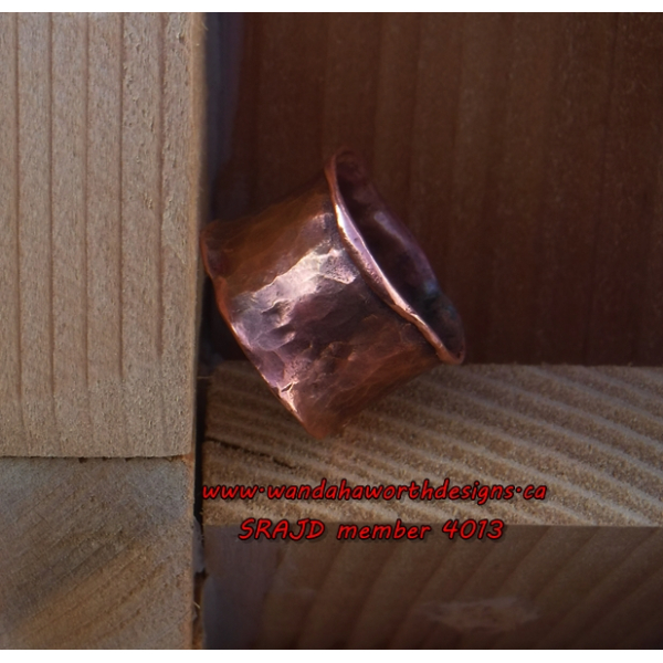 Open fire forged solid copper ribbon ring