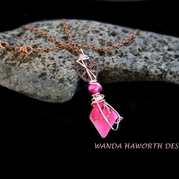 Pink agate pendant necklace