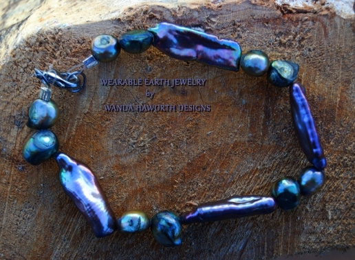 baroque_freshwater_dark_pearl_bracelet.jpg