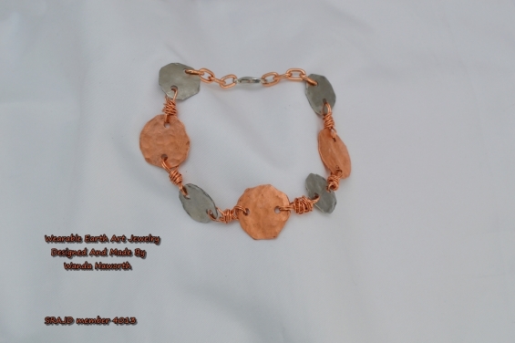 copper_and_stainless_bracelet.jpg