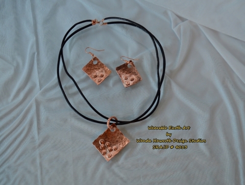 copper_square_pendant_and_earrings.jpg
