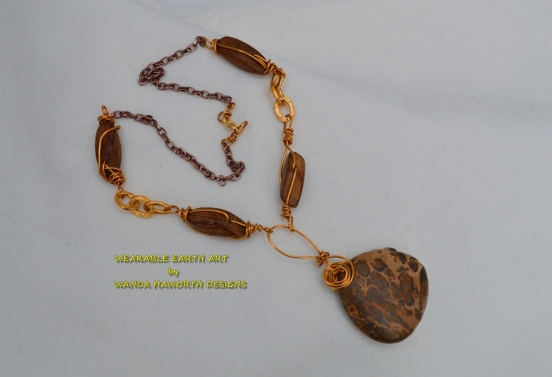 leopard_jasper_and_oak_wood_necklace_1.jpg