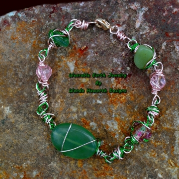 green_quartz_and_murano_glass_bracelet.jpg